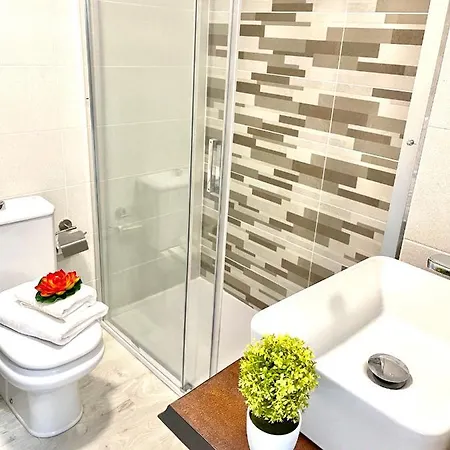 Apartbeach Font De Mar 5º Clima Piscina Y Vista Playa 公寓 萨洛